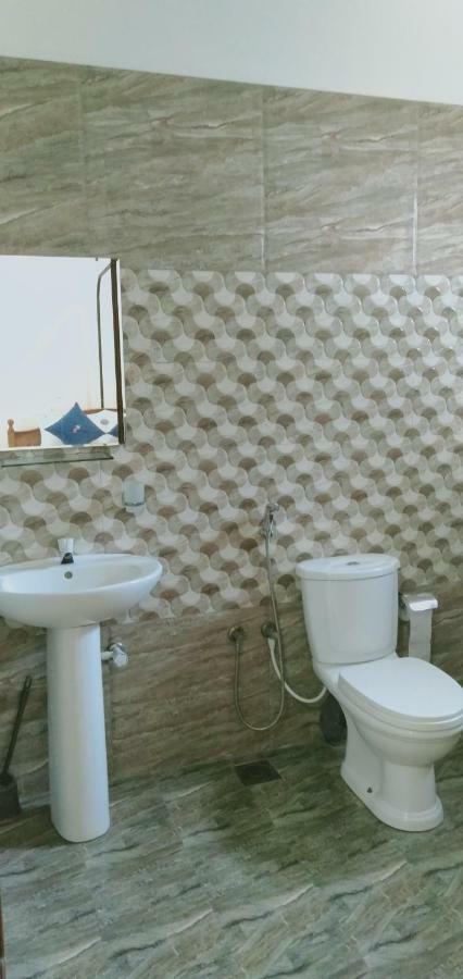 French Garden Resort Uppuveli Dış mekan fotoğraf