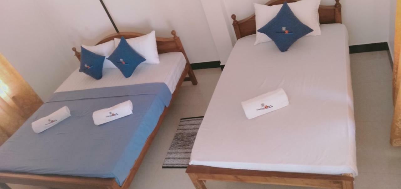 French Garden Resort Uppuveli Dış mekan fotoğraf