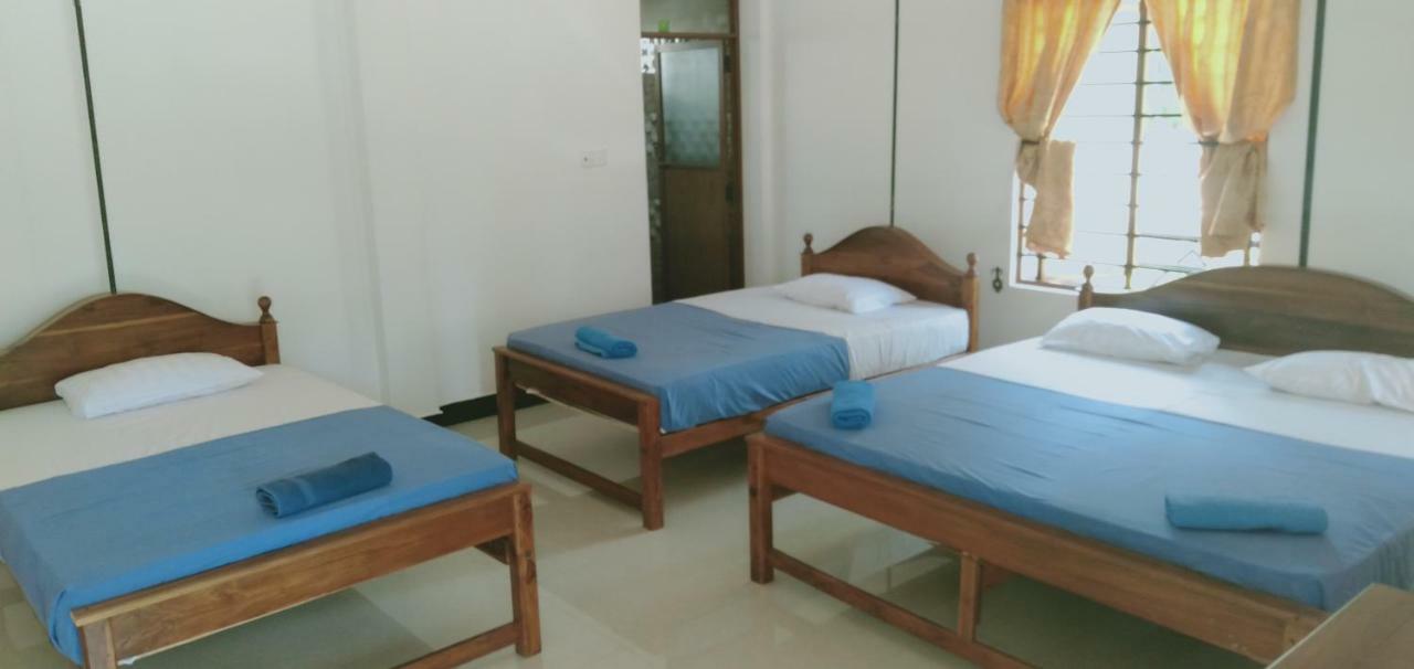 French Garden Resort Uppuveli Dış mekan fotoğraf