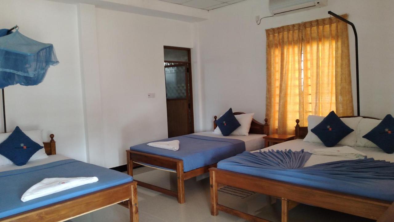 French Garden Resort Uppuveli Dış mekan fotoğraf